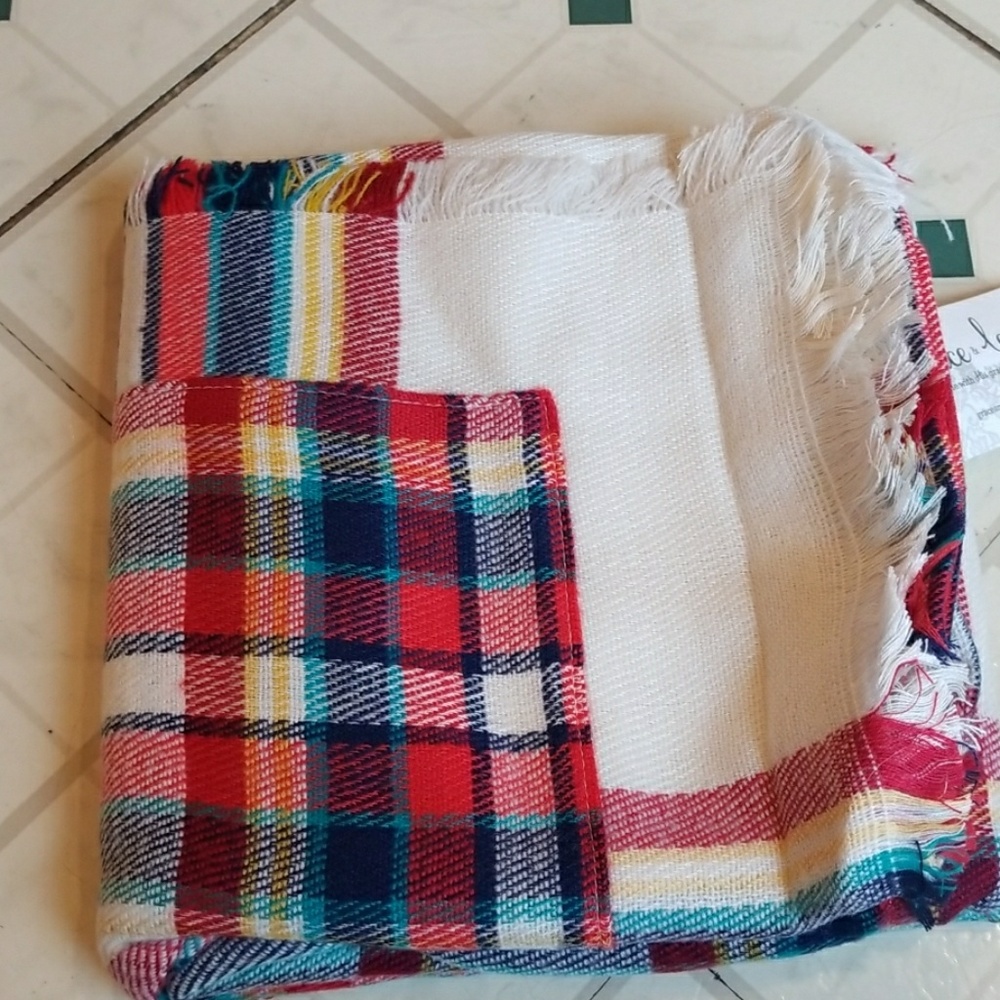 Grace and Lace pocket poncho scarf